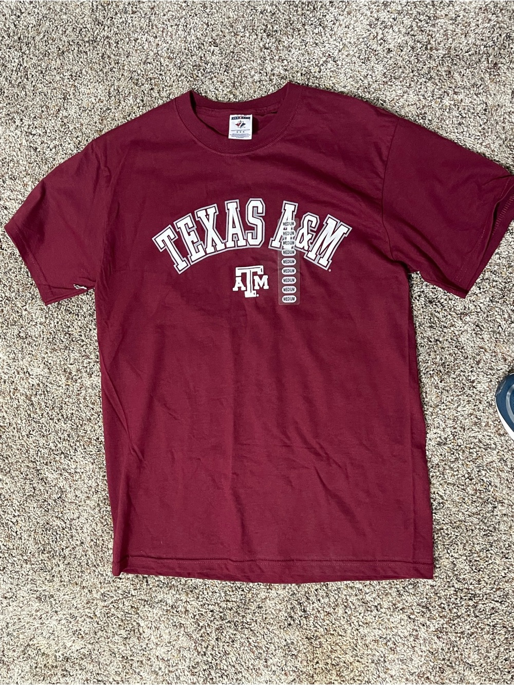 Texas A&M Maroon Short Sleeve Tee
Size medium. NWT!